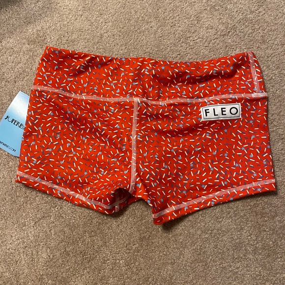 Fleo sprinkle shorts - Picture 2 of 2